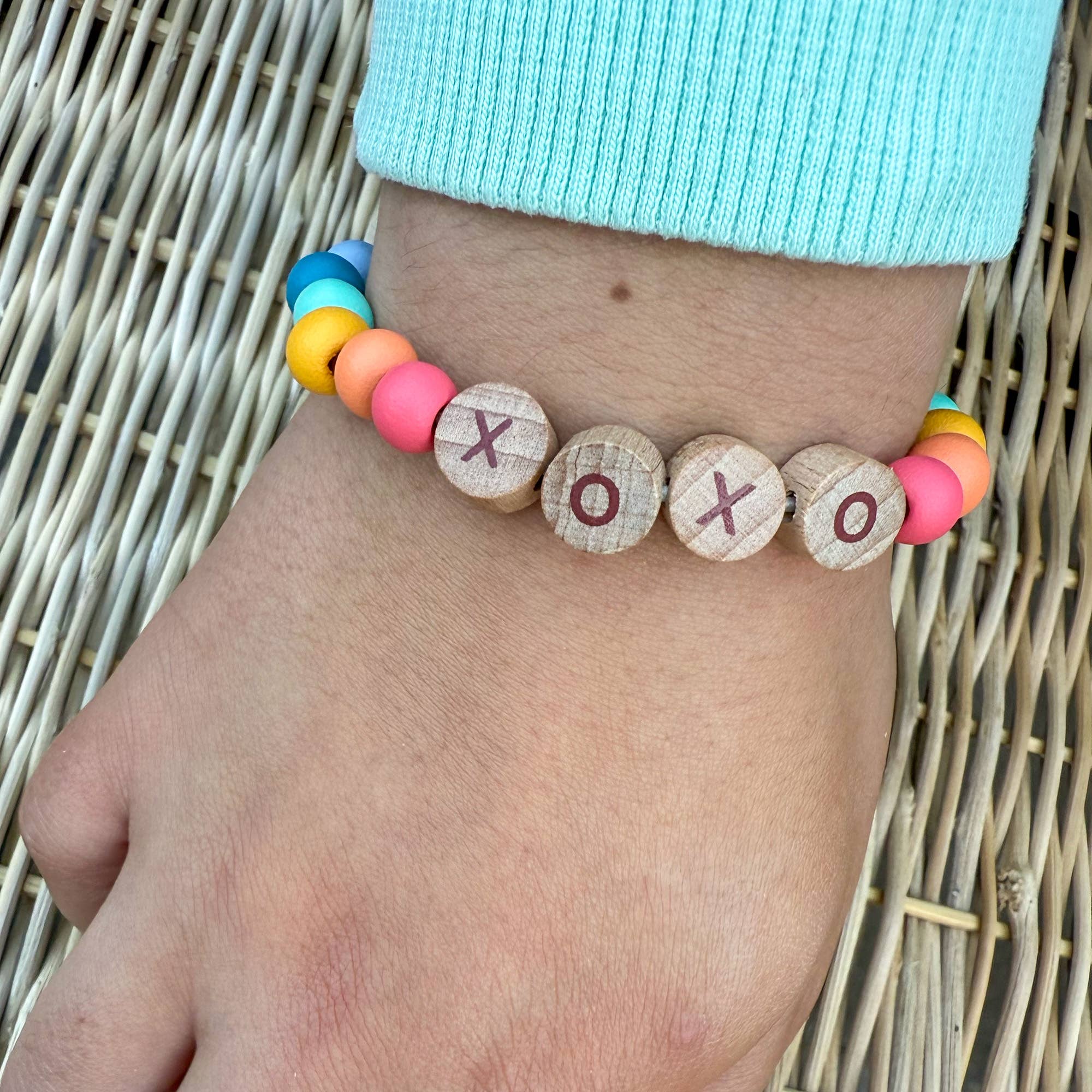 Cotton Twist XOXO Friendship Bracelet Kit - Image 6
