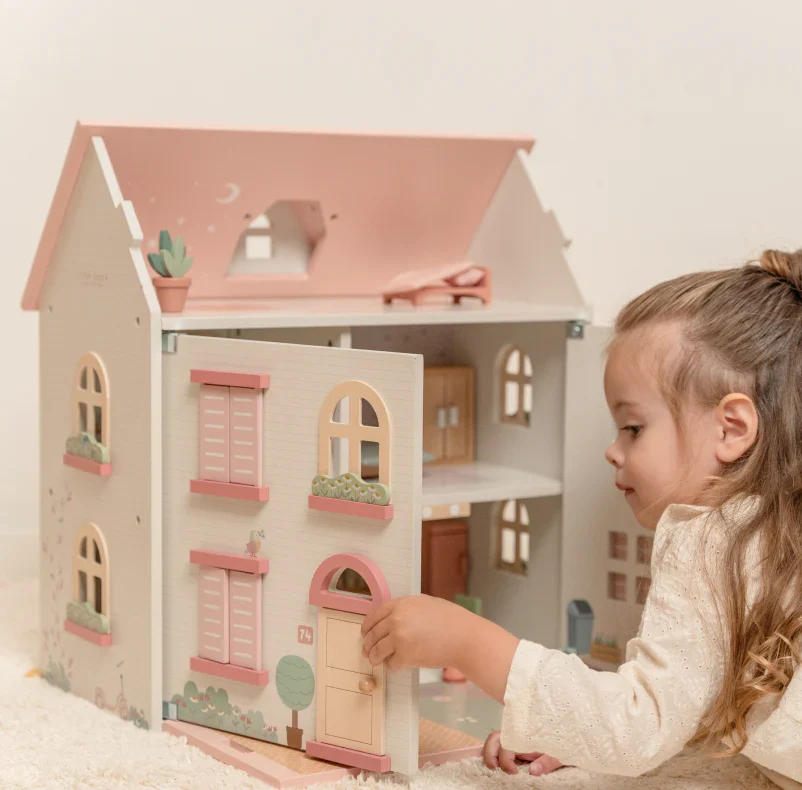 Little Dutch Wooden Dolls House With Furniture - Image 5