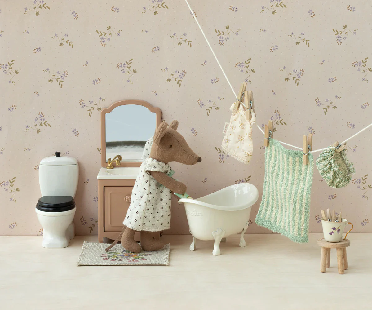 Maileg Bathroom Bundle - Dark Powder - Image 2