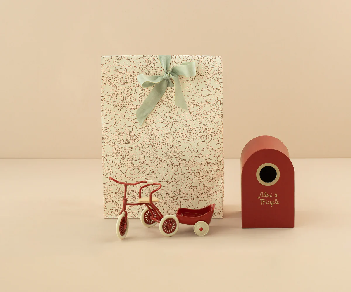 Maileg Gift bag - Mae - Red - Image 3