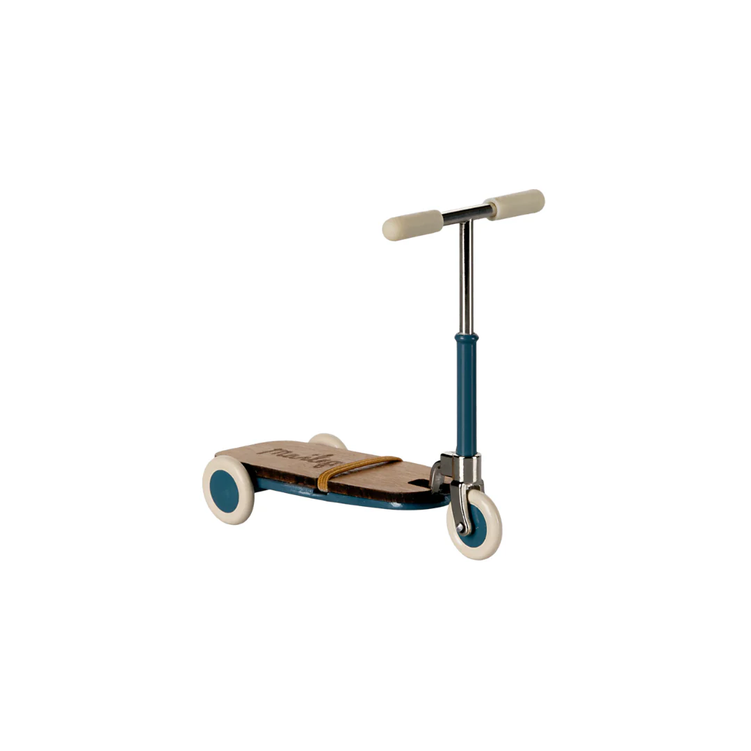 Maileg Kick board scooter, Mouse - Blue