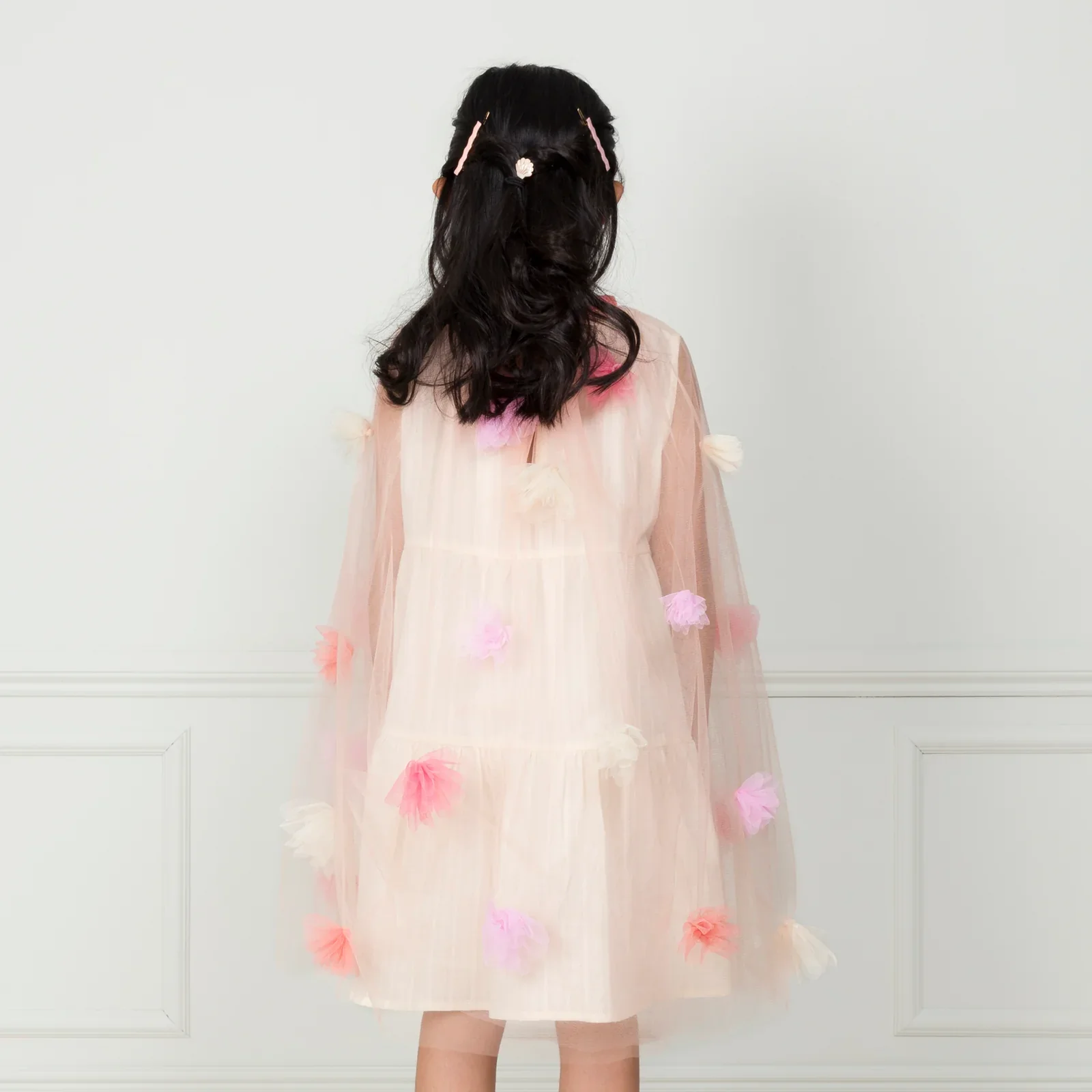 Meri Meri Flower Cape - Image 3
