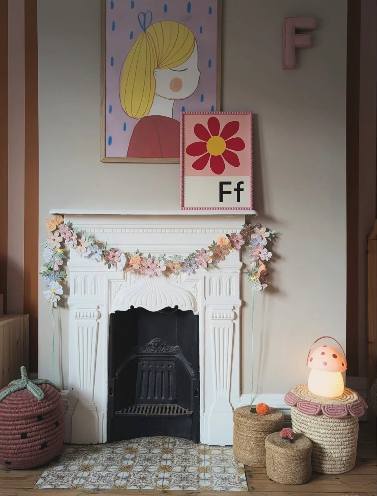 Meri Meri x Liberty Paper Flower Garland - Image 14