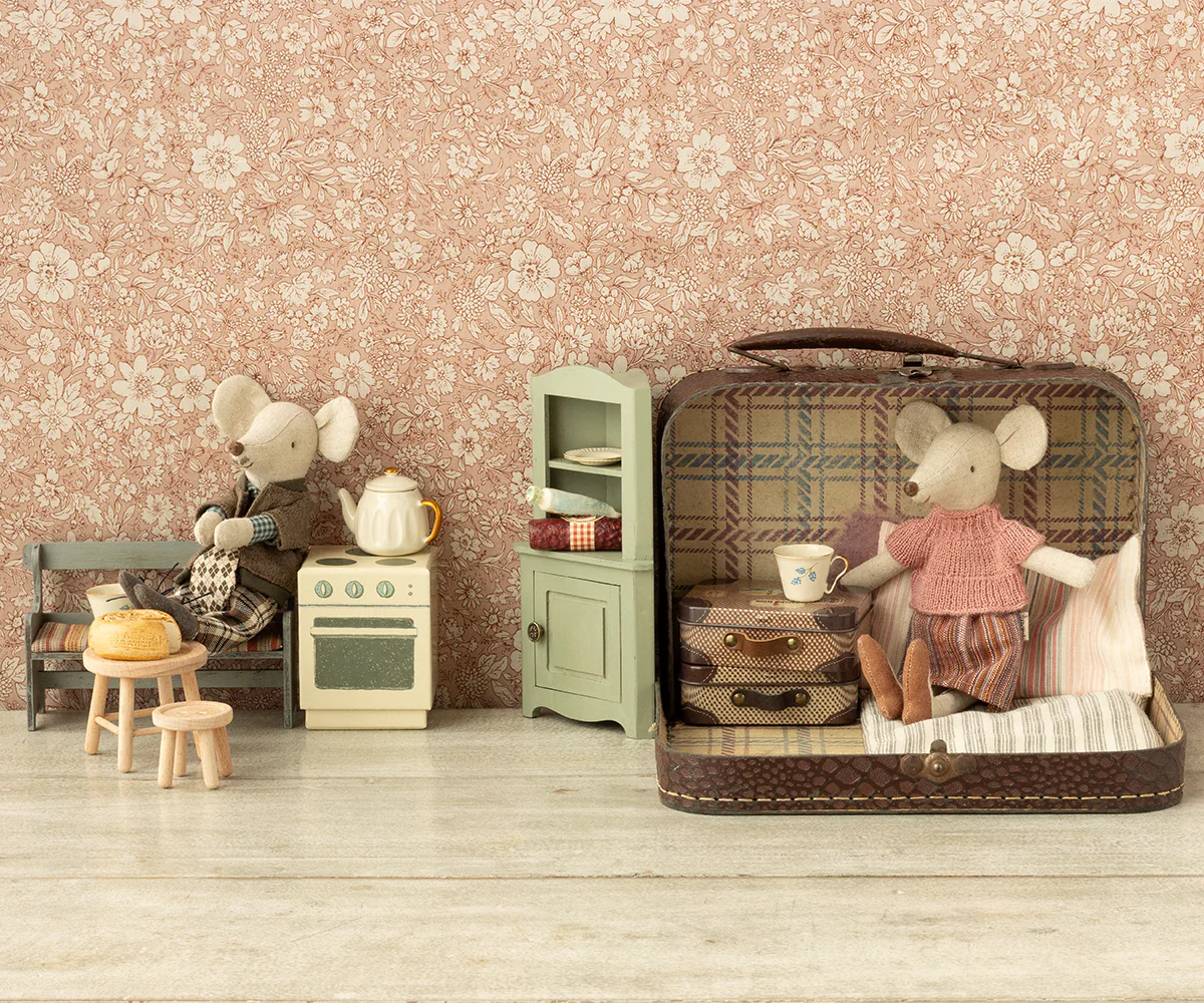 Maileg Corner cabinet, Mouse - Light green - Image 2